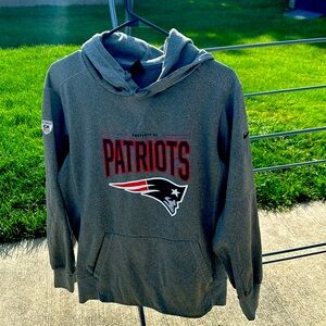 Nike DriFit NFL Patriots hoodie Men’s size S